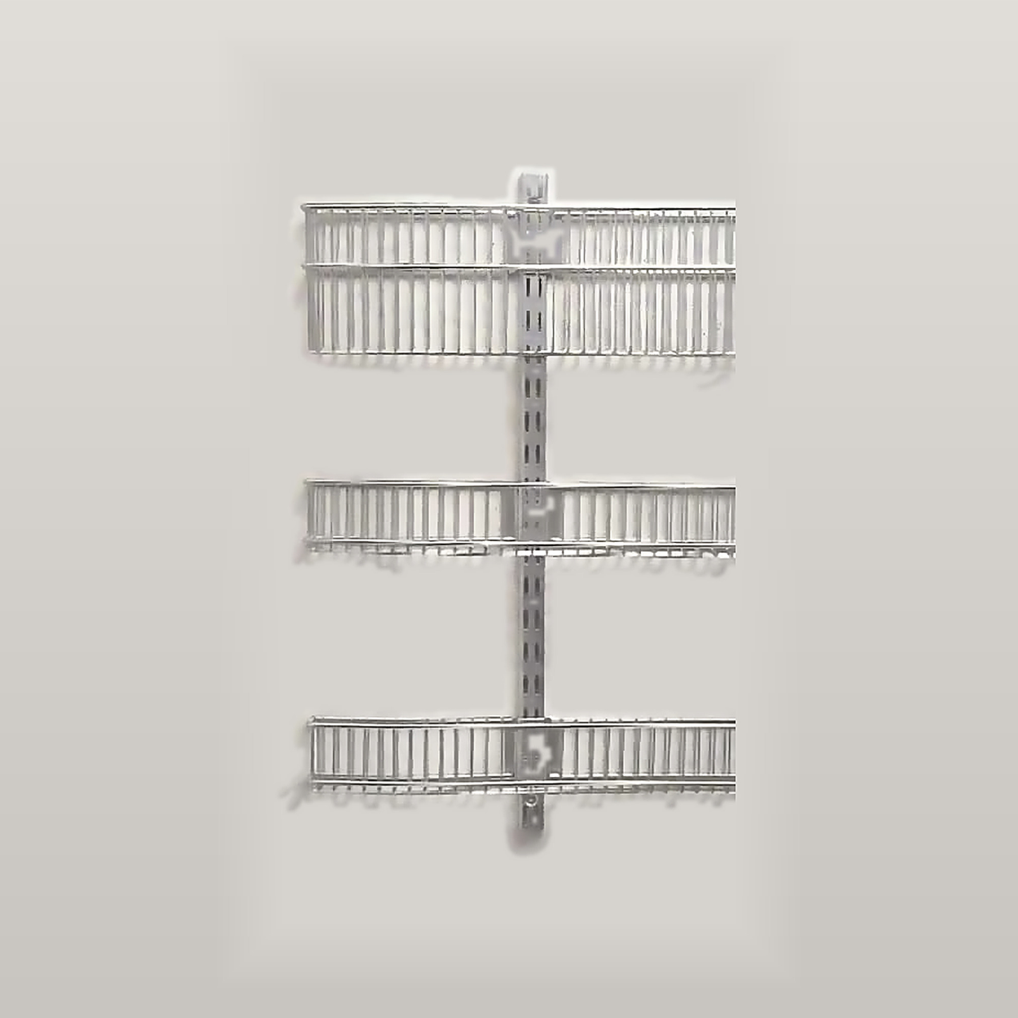 Elfa Tür- und Wand-Korbsystem