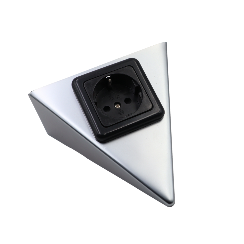 Dreieckige Unterbau Befestigung mit Steckdose